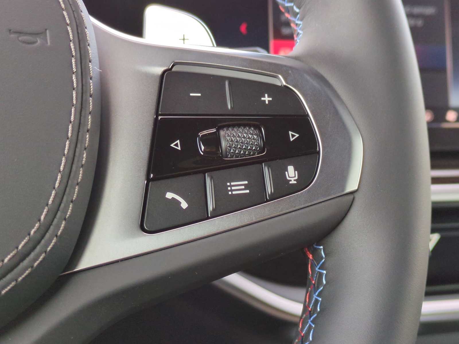 Thumbnail: 2026 BMW X5 - 26