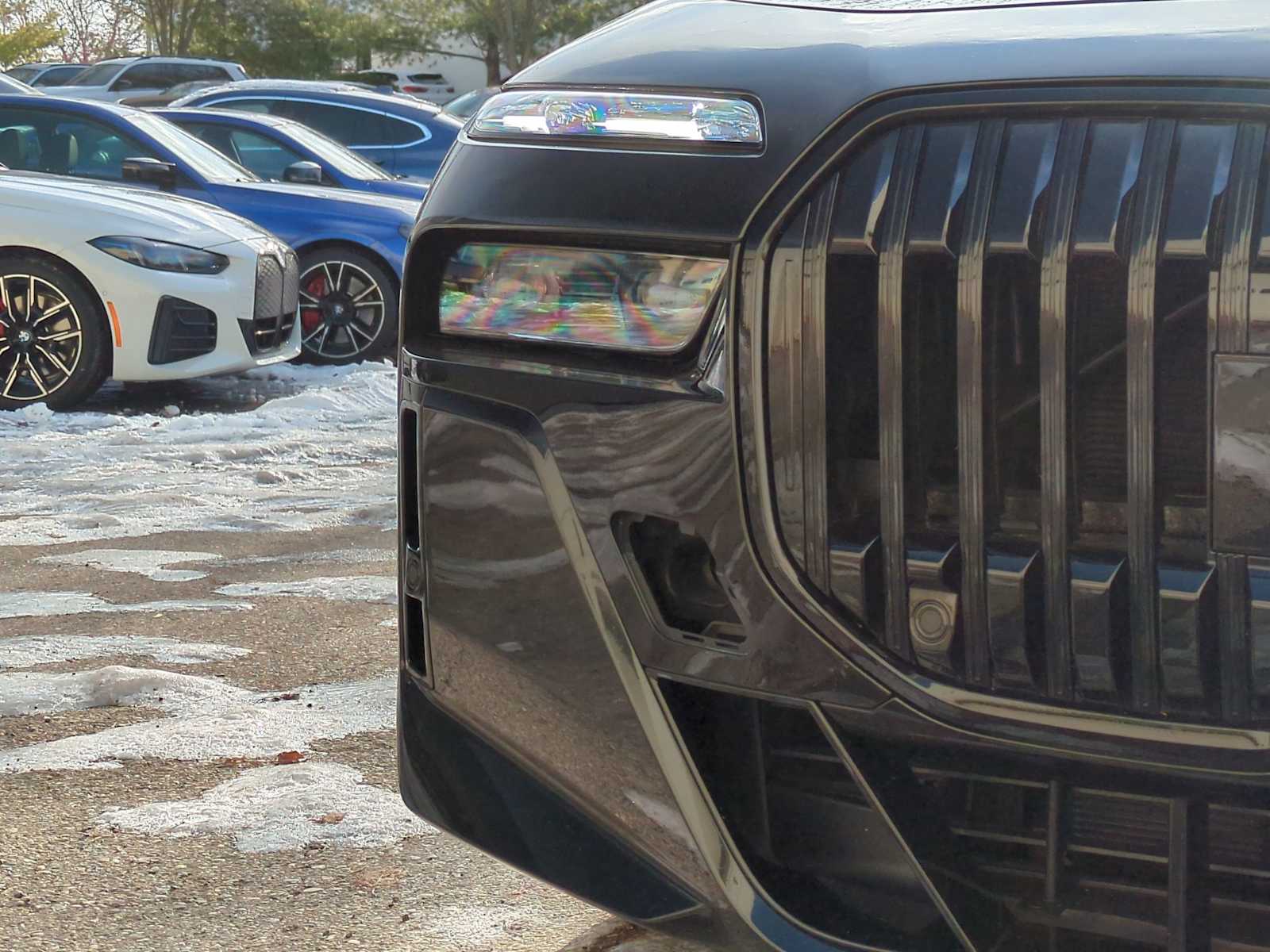 Thumbnail: 2024 BMW 7 Series - 11