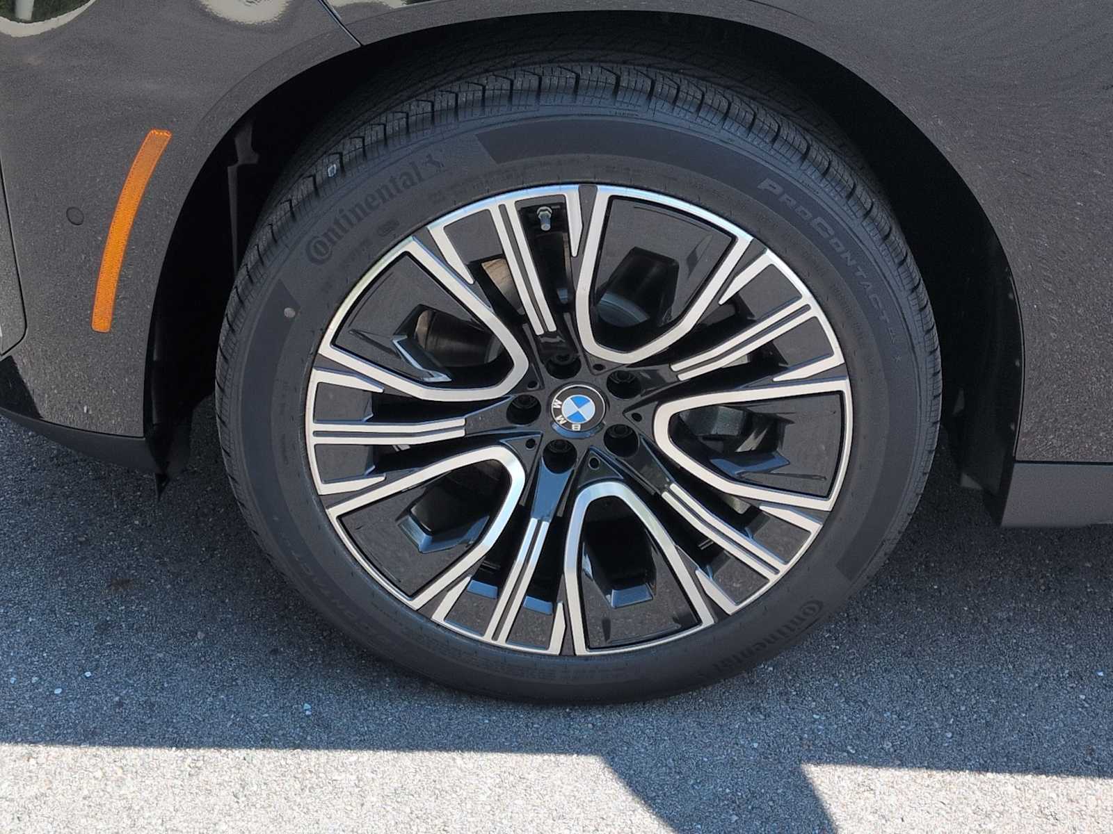 Thumbnail: 2026 BMW X3 - 13