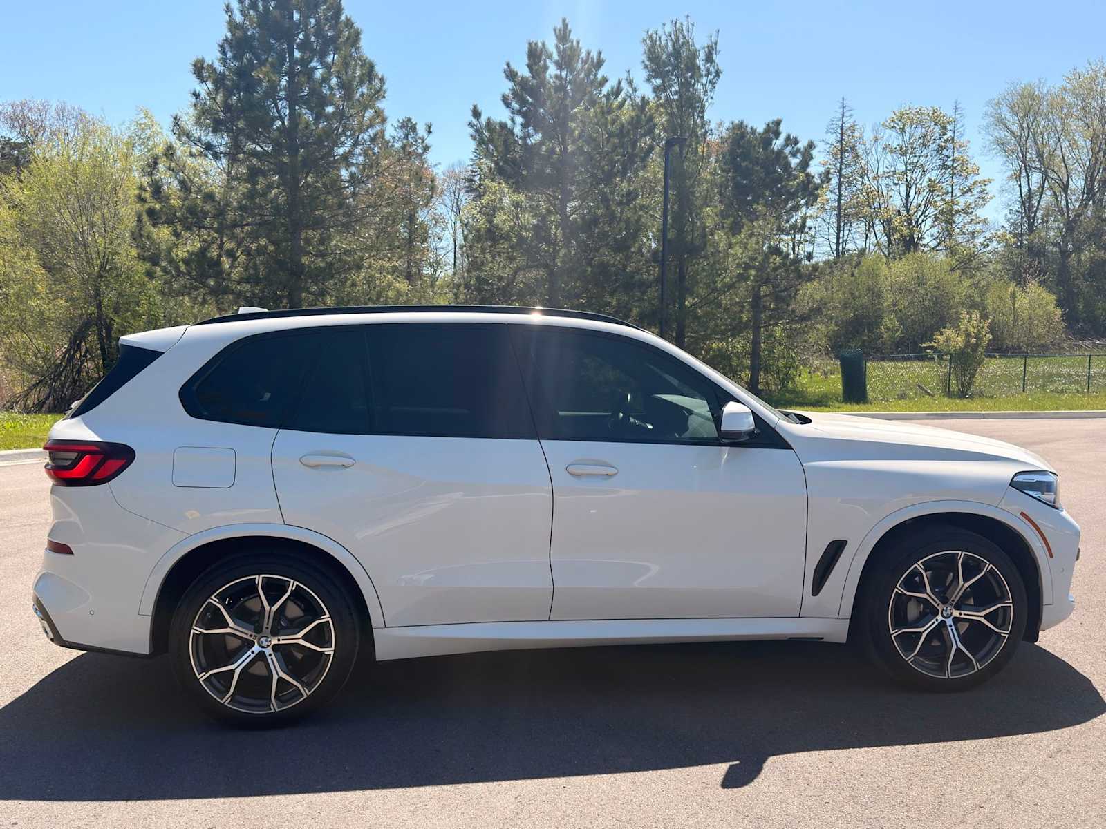 Thumbnail: 2020 BMW X5 - 10
