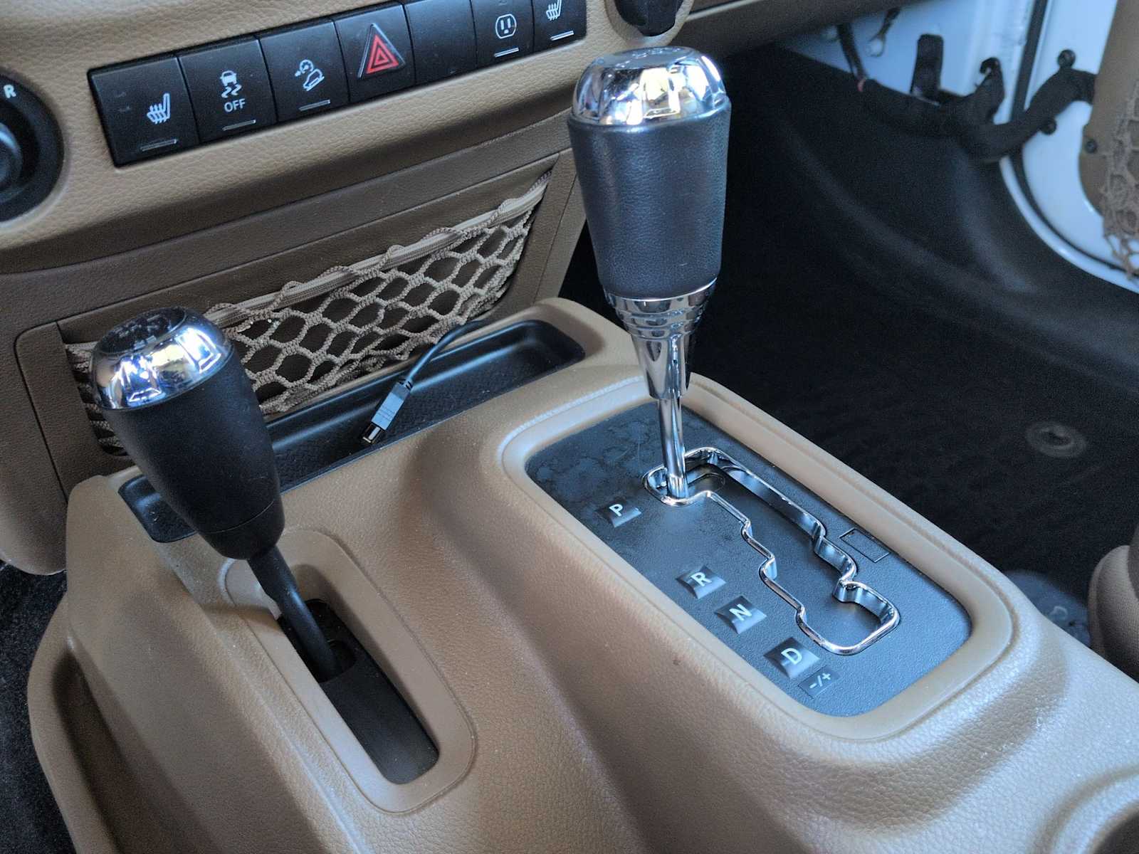 Thumbnail: 2014 Jeep Wrangler - 28