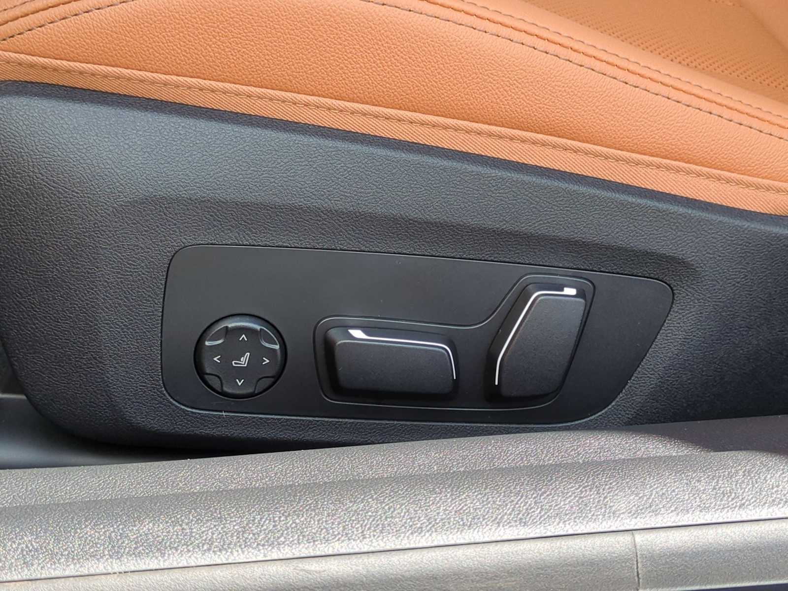 Thumbnail: 2026 BMW 4 Series - 18