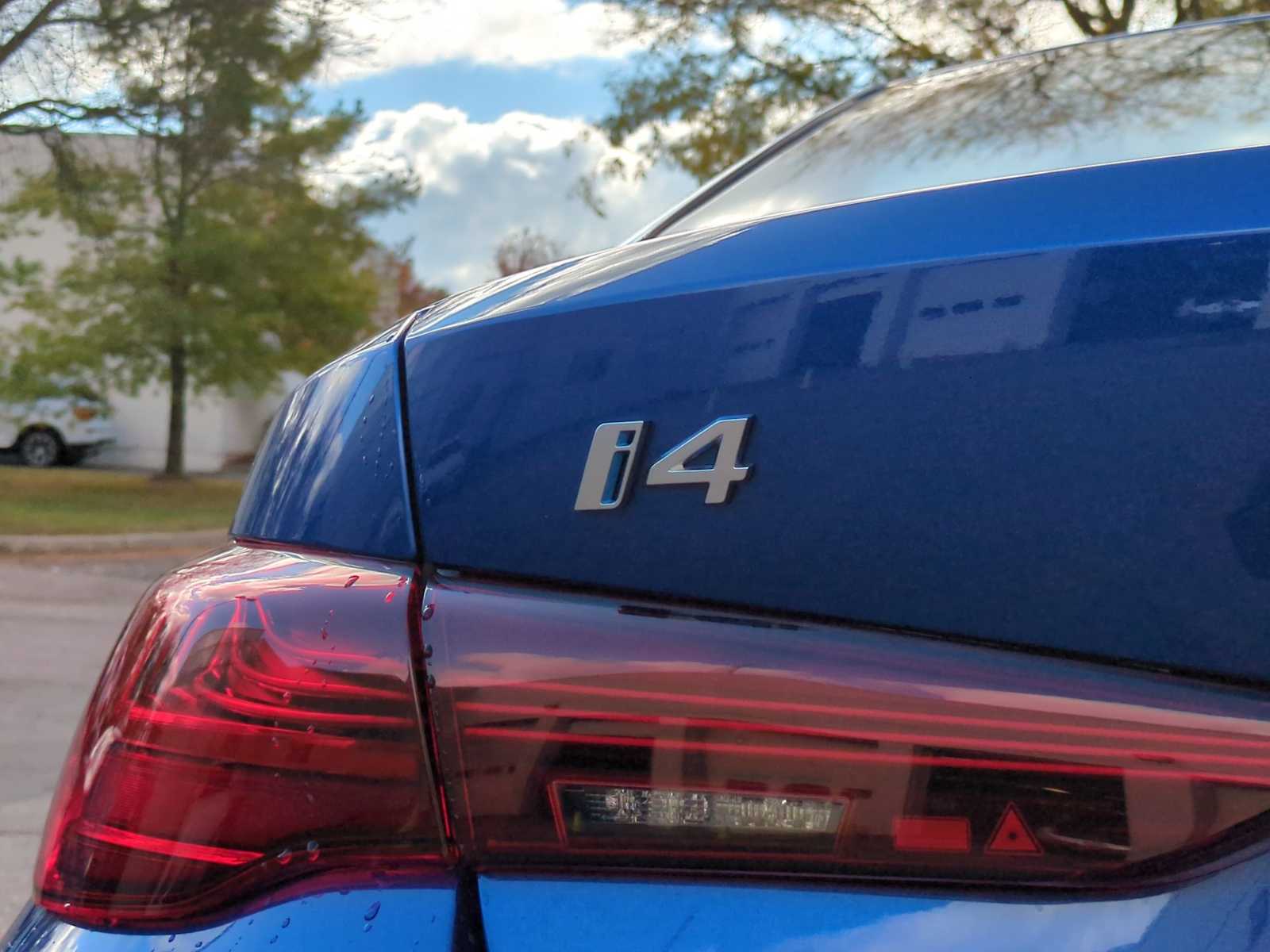 Thumbnail: 2025 BMW i4 - 13