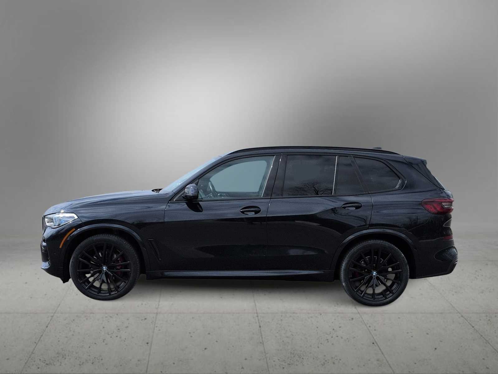 Thumbnail: 2022 BMW X5 - 5