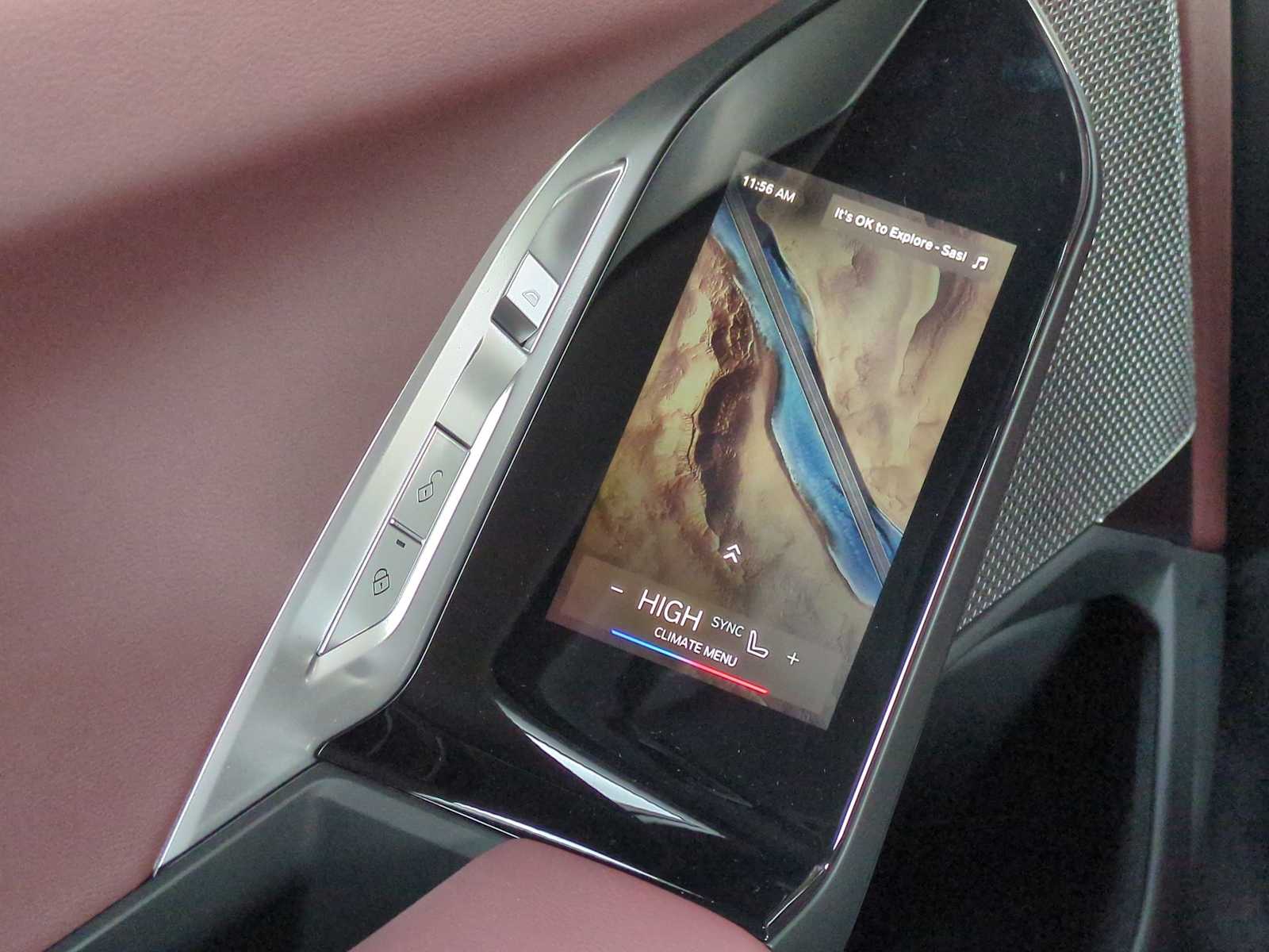 Thumbnail: 2025 BMW 7 Series - 39