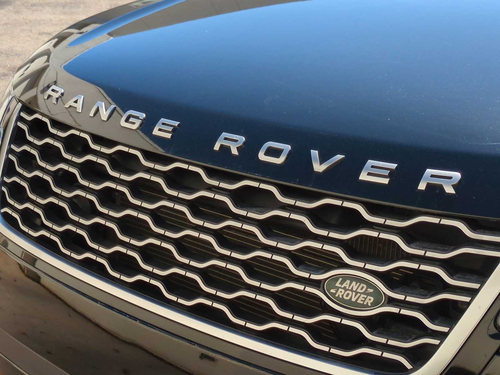 Thumbnail: 2018 Land Rover Range Rover Velar - 12