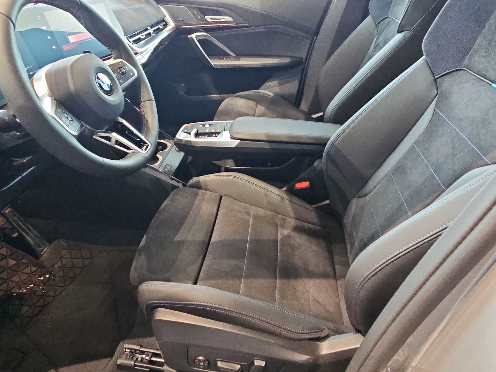 Thumbnail: 2026 BMW X1 - 23