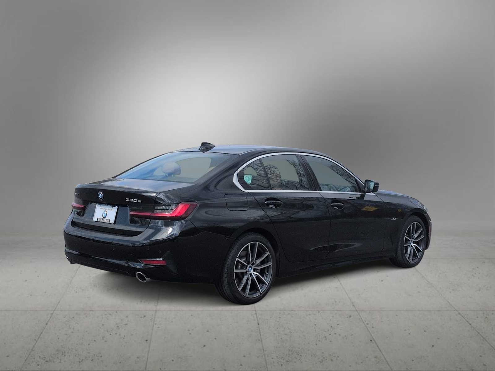 Thumbnail: 2022 BMW 3 Series - 8