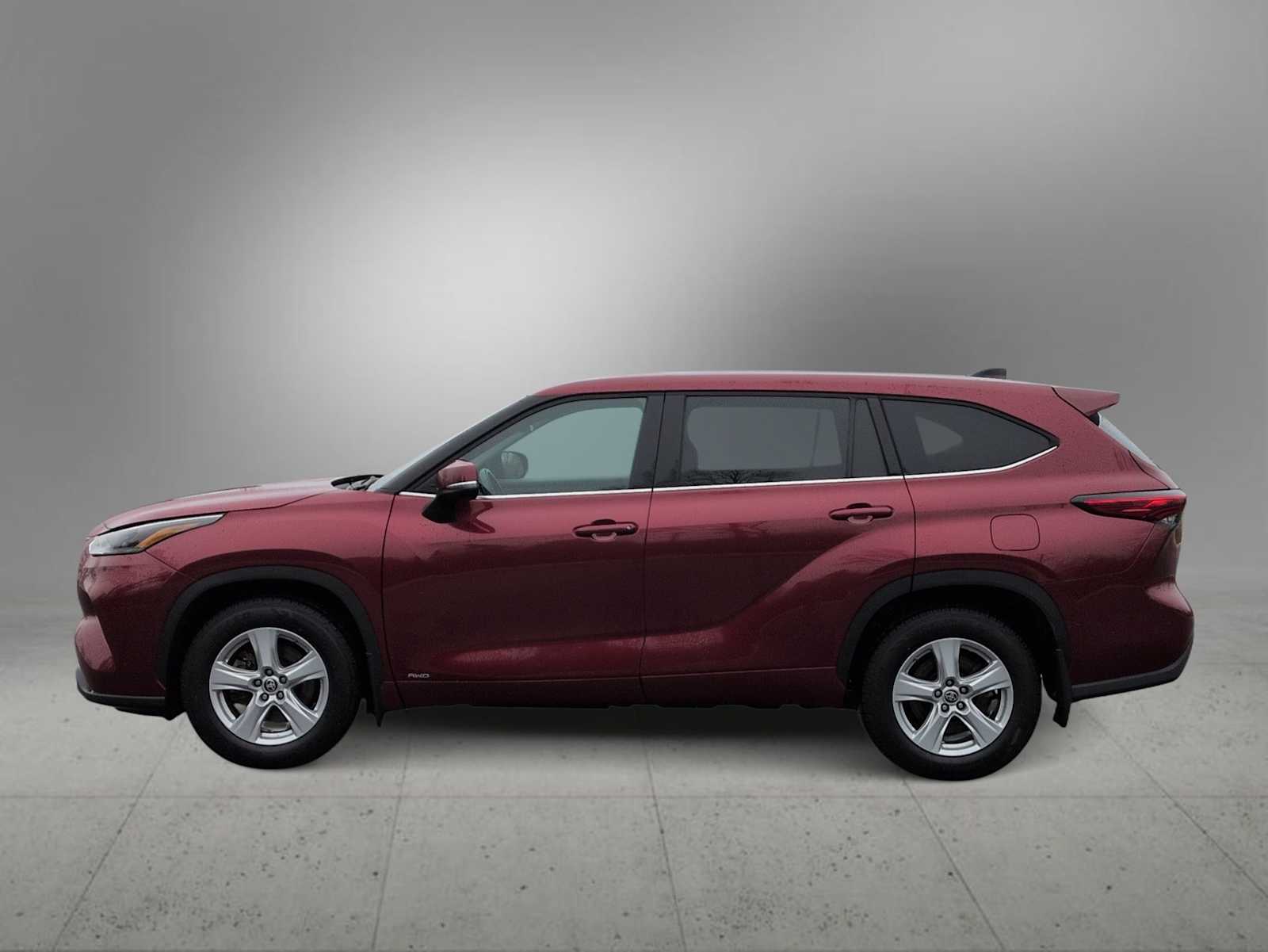 Thumbnail: 2022 Toyota Highlander - 5
