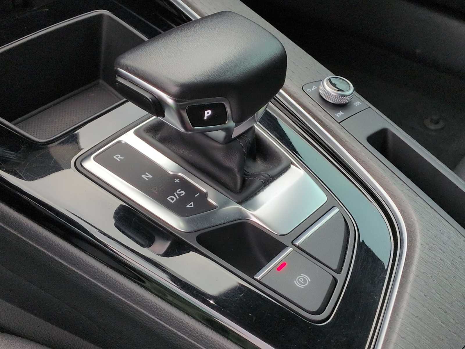 Thumbnail: 2022 Audi A4 - 32