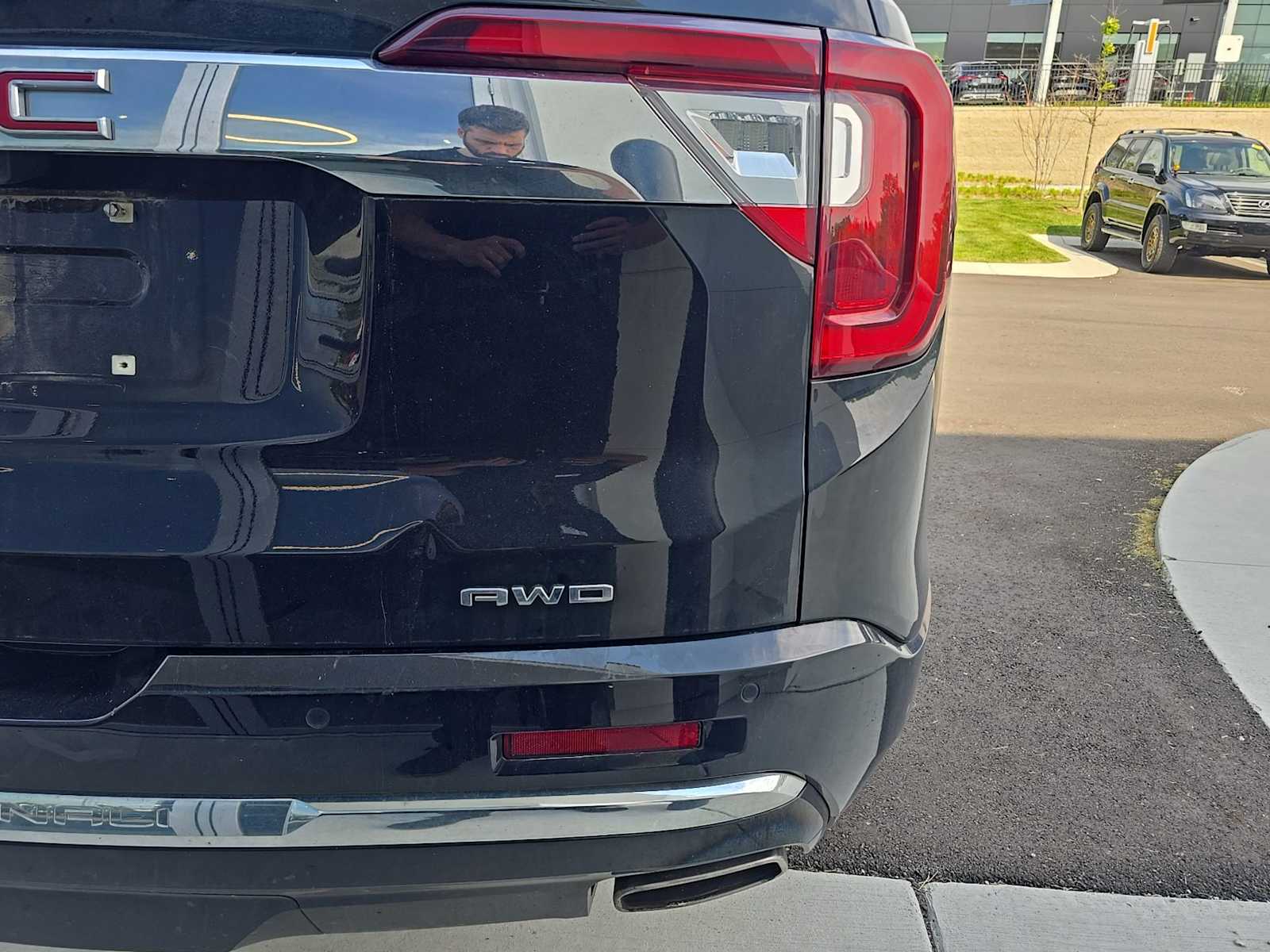 Thumbnail: 2021 GMC Acadia - 10