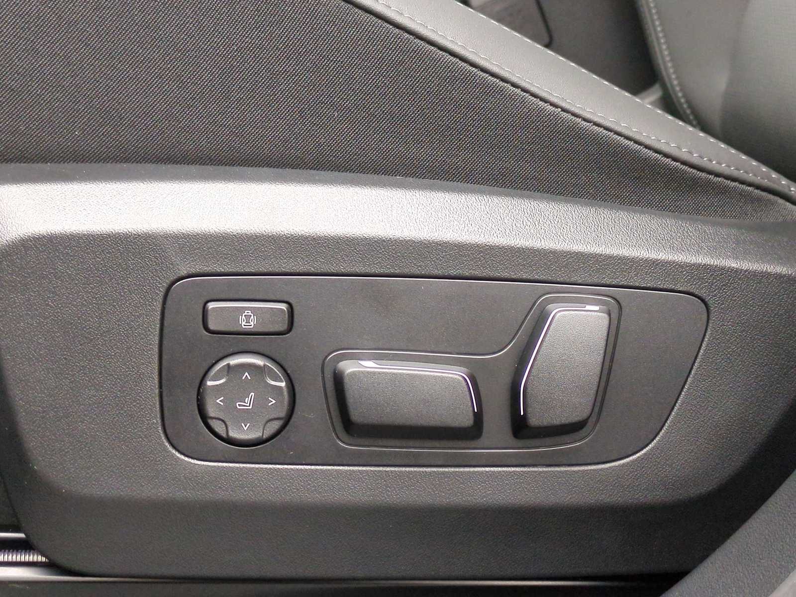 Thumbnail: 2026 BMW X3 - 17