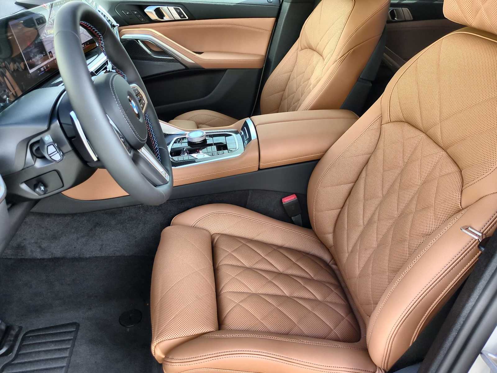 Thumbnail: 2026 BMW X6 - 16