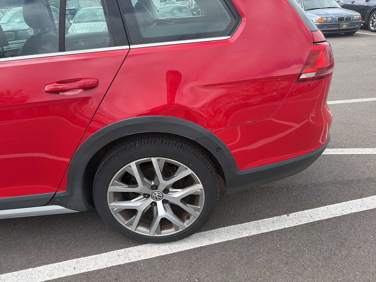 Thumbnail: 2017 Volkswagen Golf - 6