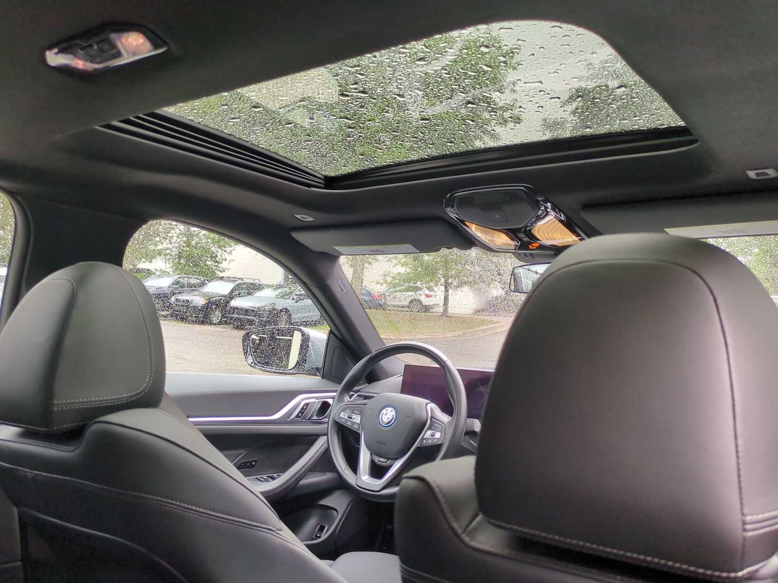 Thumbnail: 2024 BMW i4 - 23