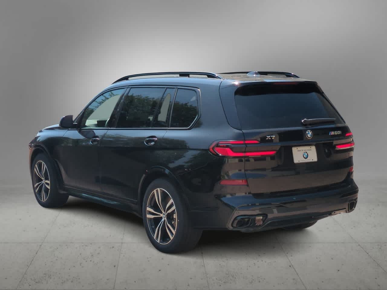 Thumbnail: 2026 BMW X7 - 6
