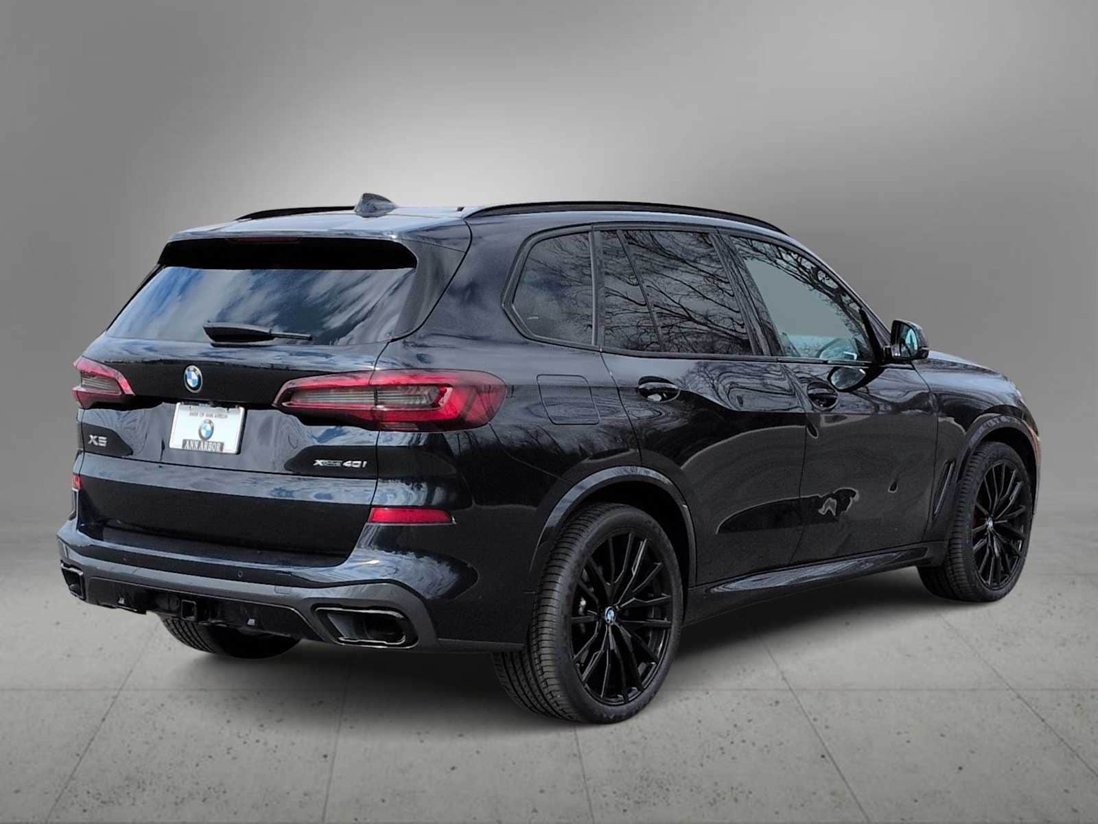 Thumbnail: 2022 BMW X5 - 8