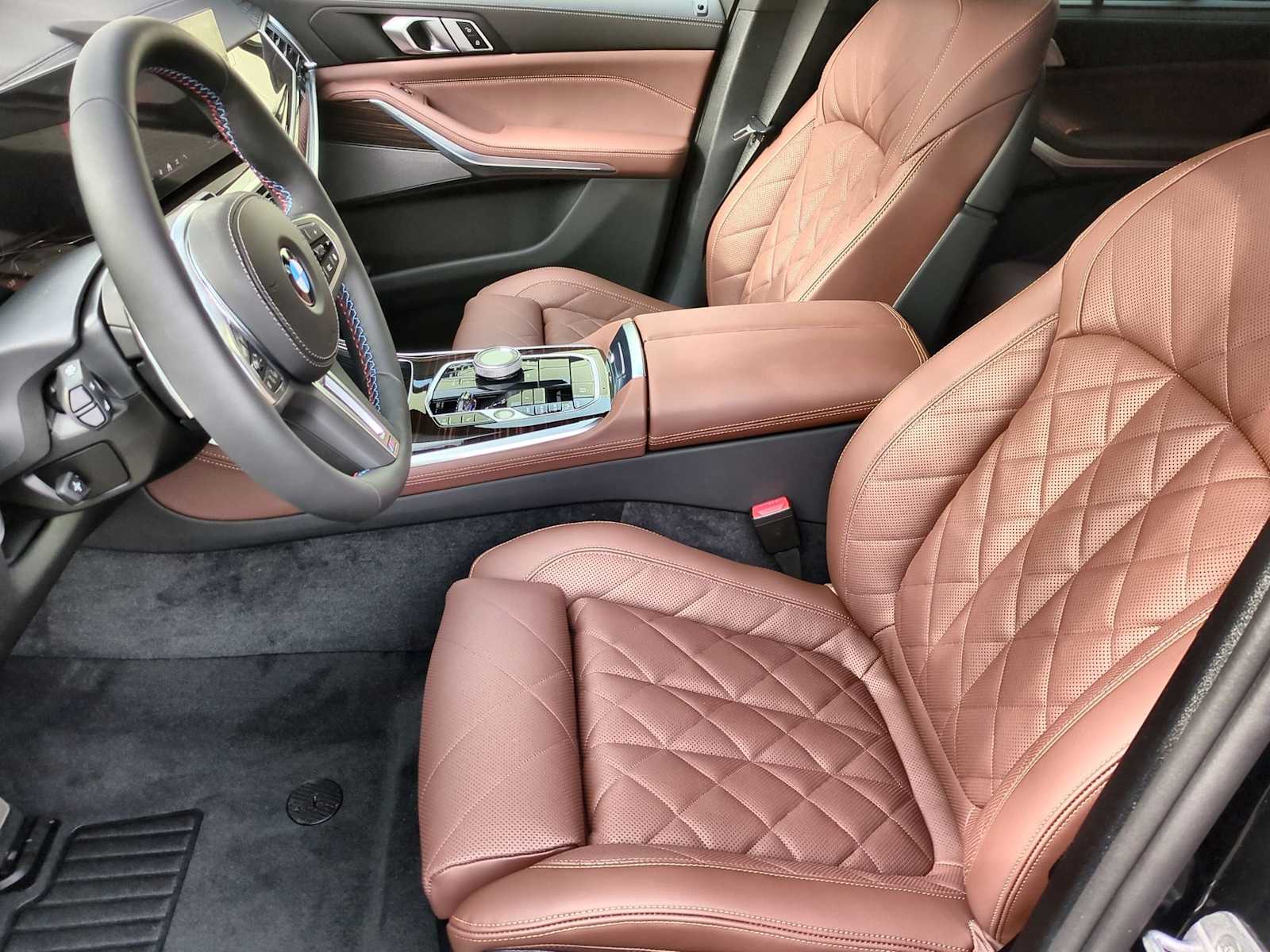 Thumbnail: 2026 BMW X5 - 16