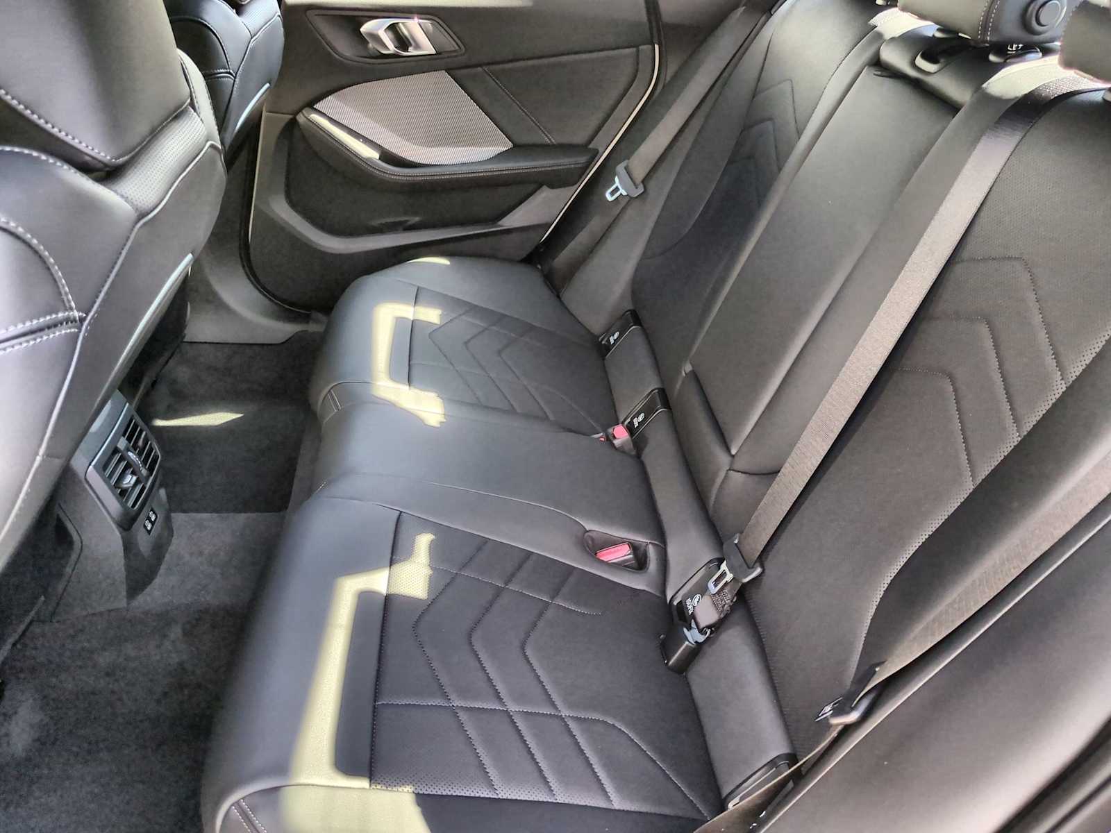 Thumbnail: 2026 BMW 2 Series - 20