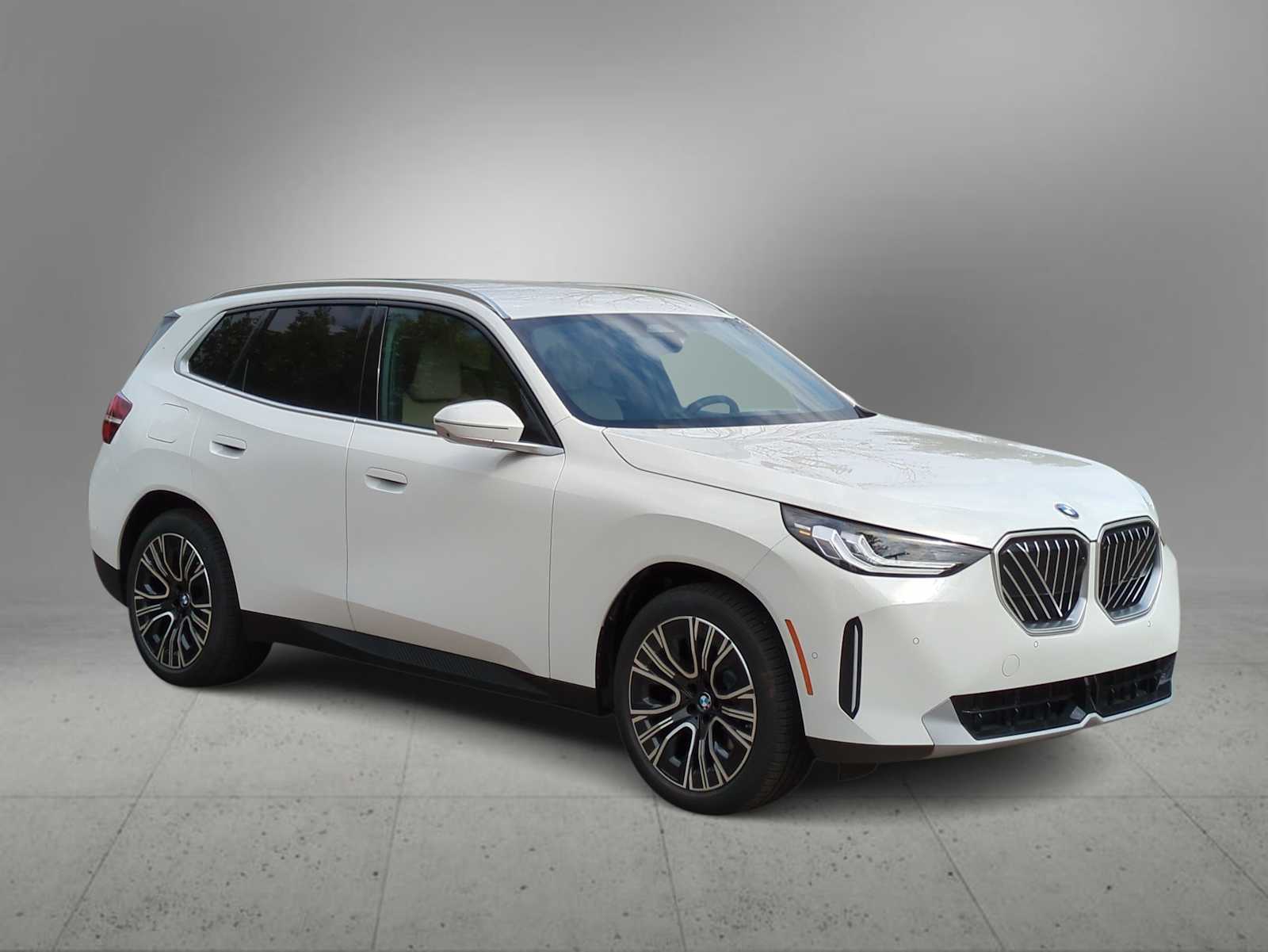 Thumbnail: 2026 BMW X3 - 2