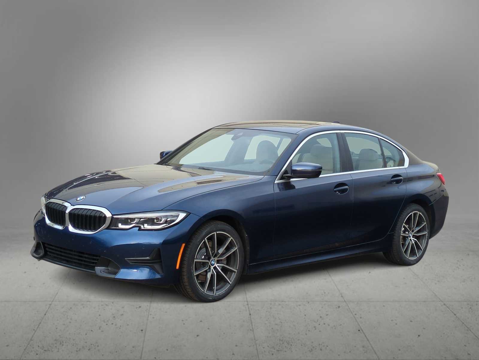 Thumbnail: 2019 BMW 3 Series - 4