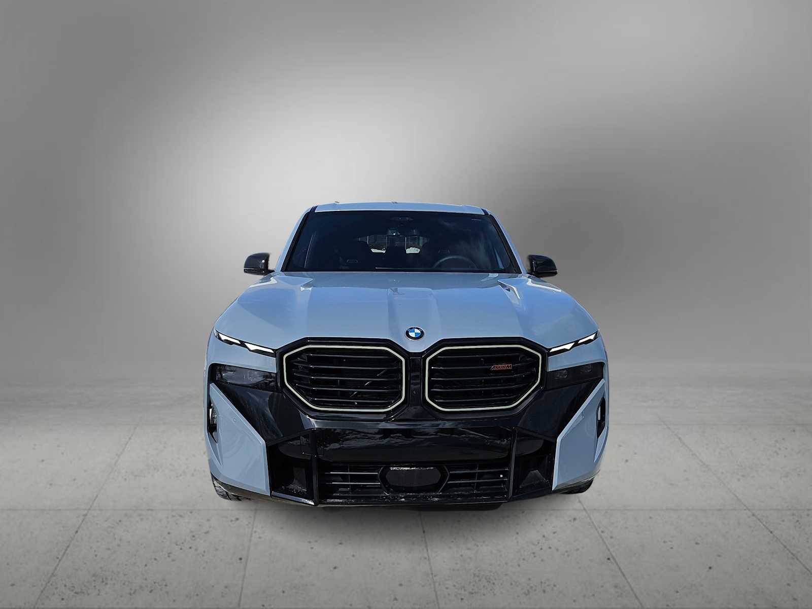 Thumbnail: 2026 BMW XM - 3