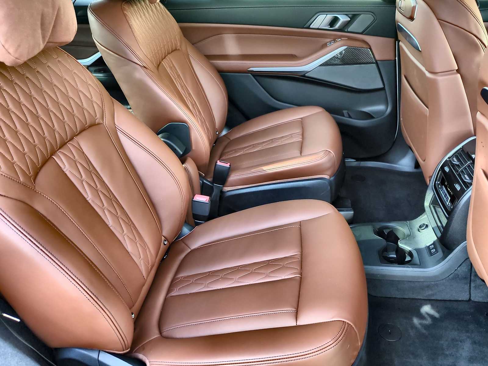 Thumbnail: 2025 BMW X7 - 21