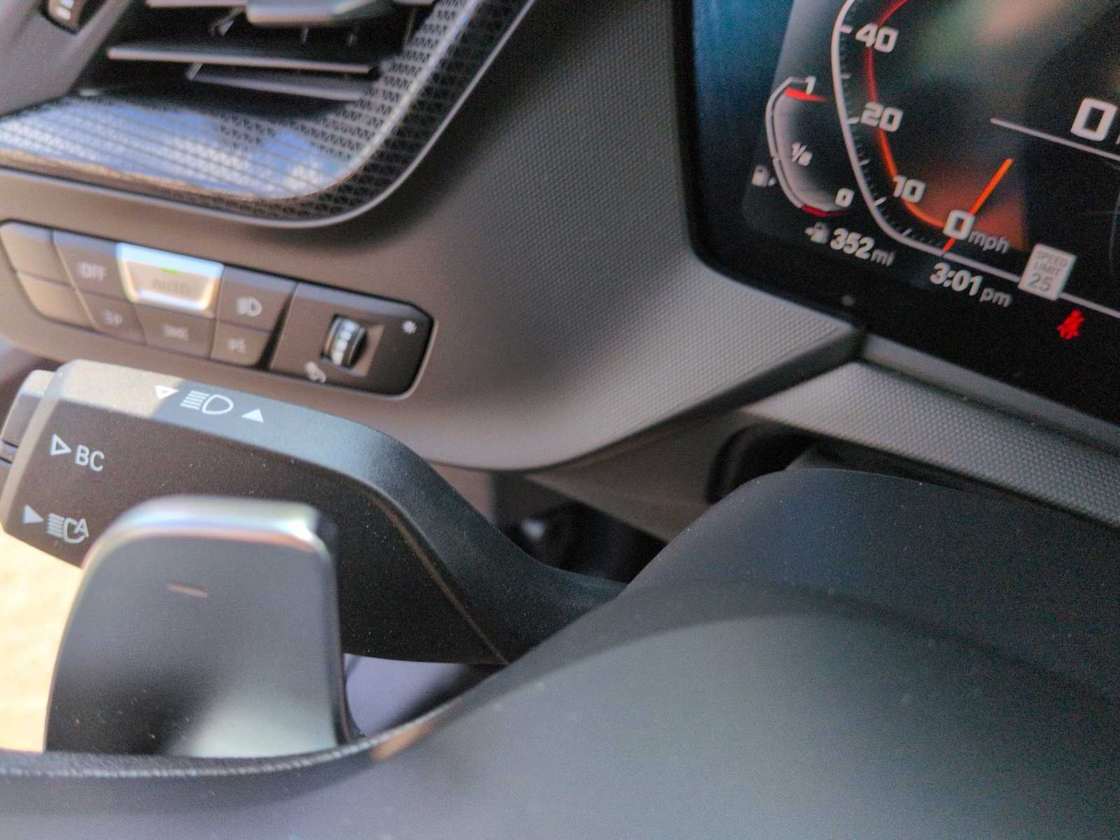 Thumbnail: 2024 BMW 2 Series - 29