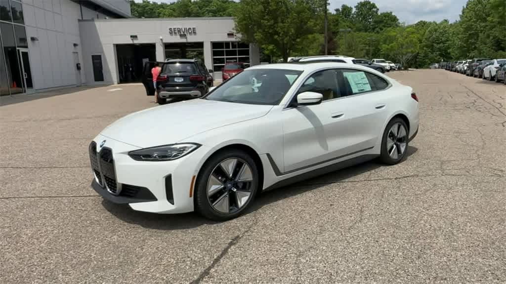 Thumbnail: 2024 BMW i4 - 4