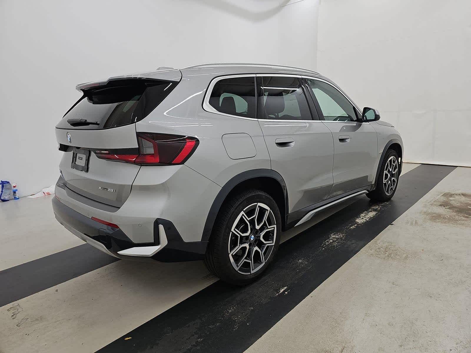 Thumbnail: 2024 BMW X1 - 3