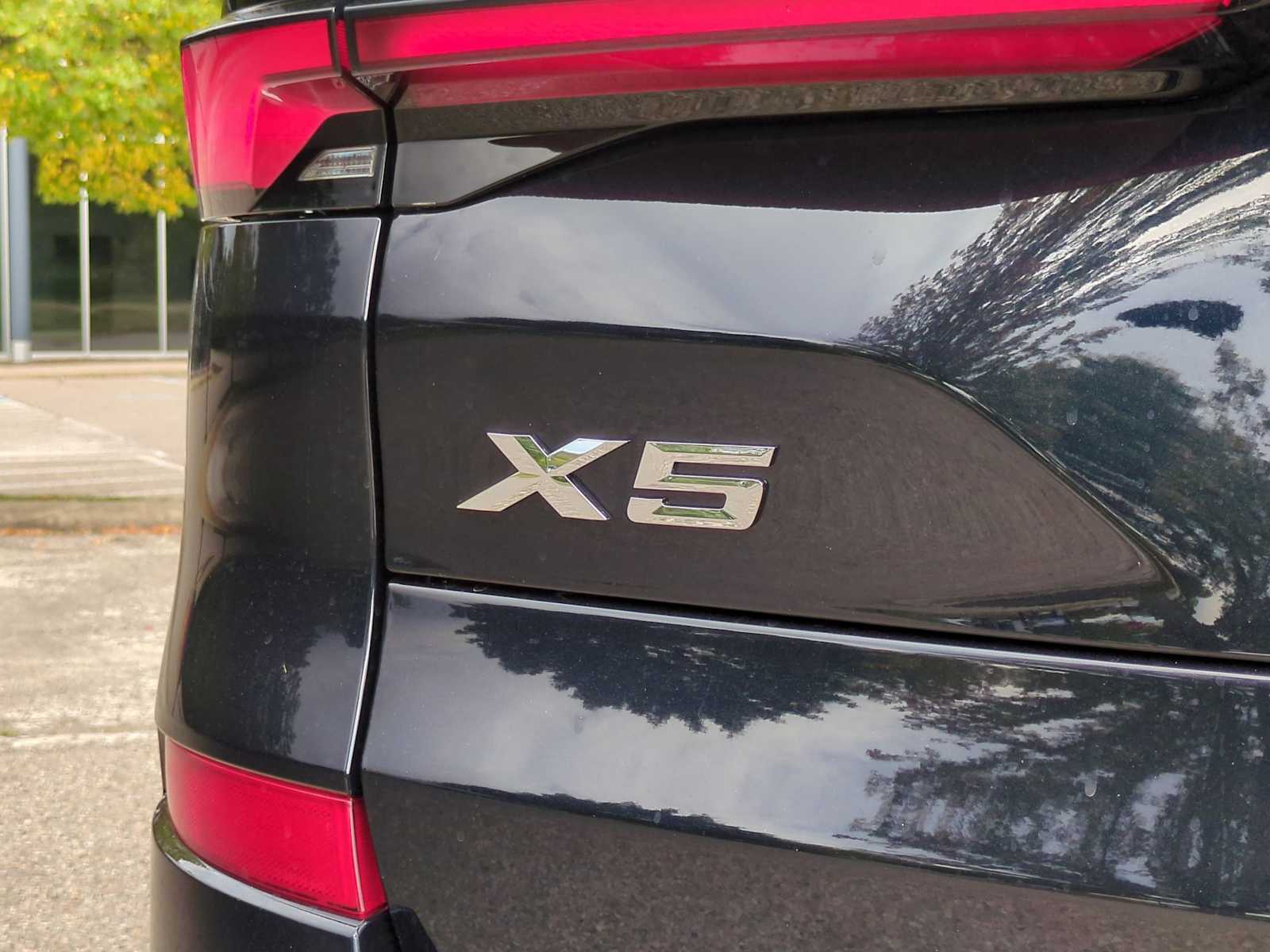 Thumbnail: 2026 BMW X5 - 12