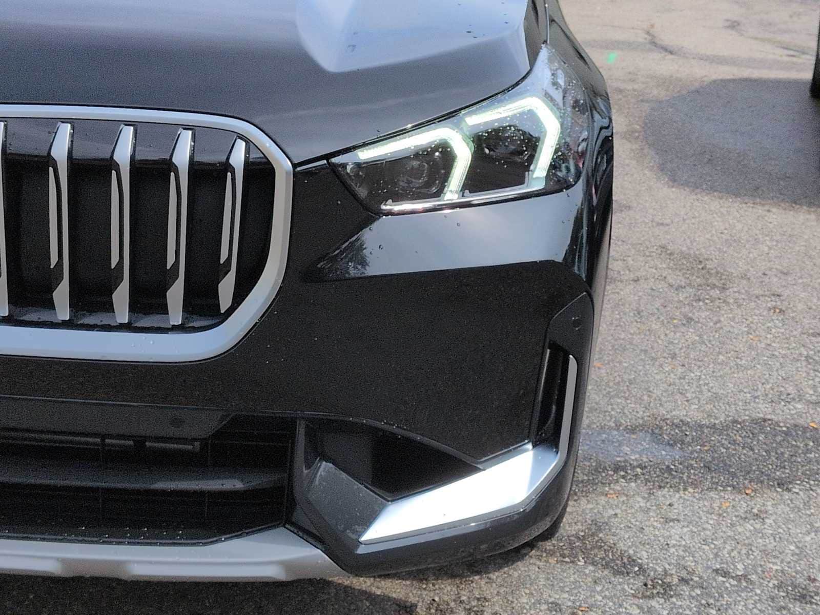 Thumbnail: 2026 BMW X1 - 11