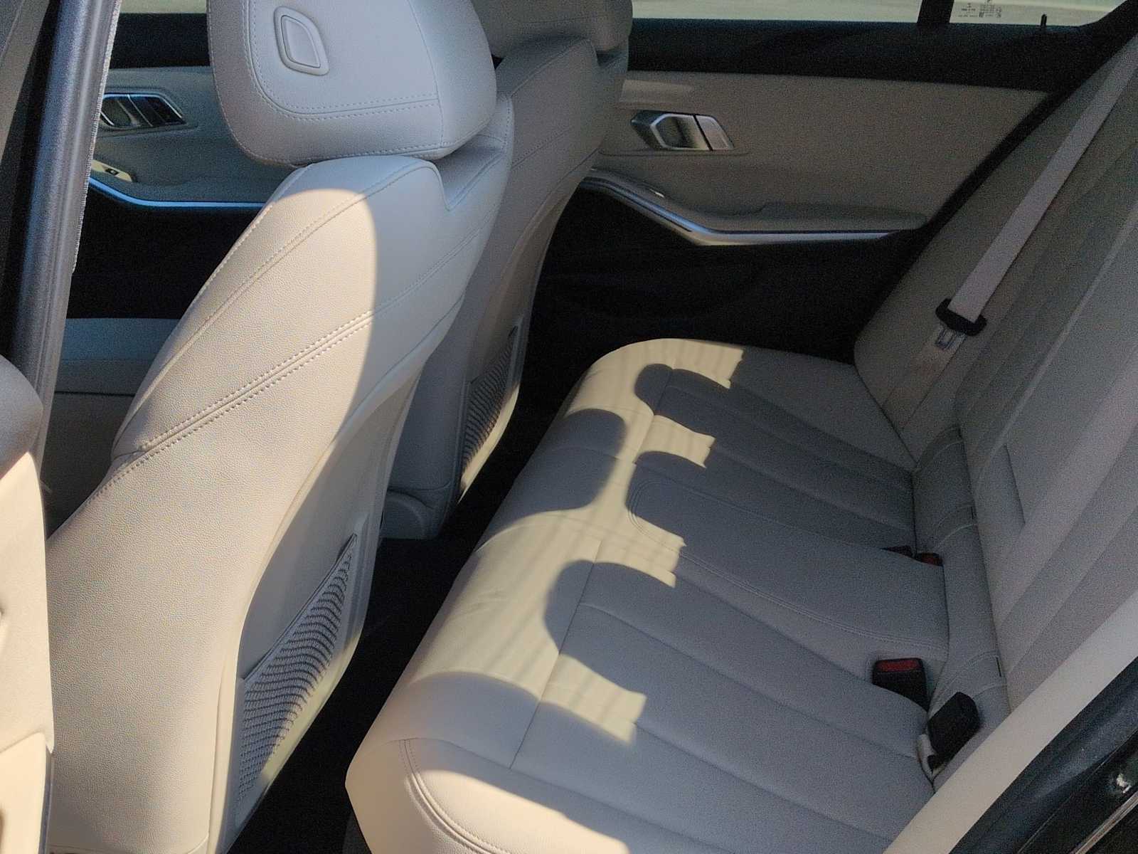 Thumbnail: 2021 BMW 3 Series - 20