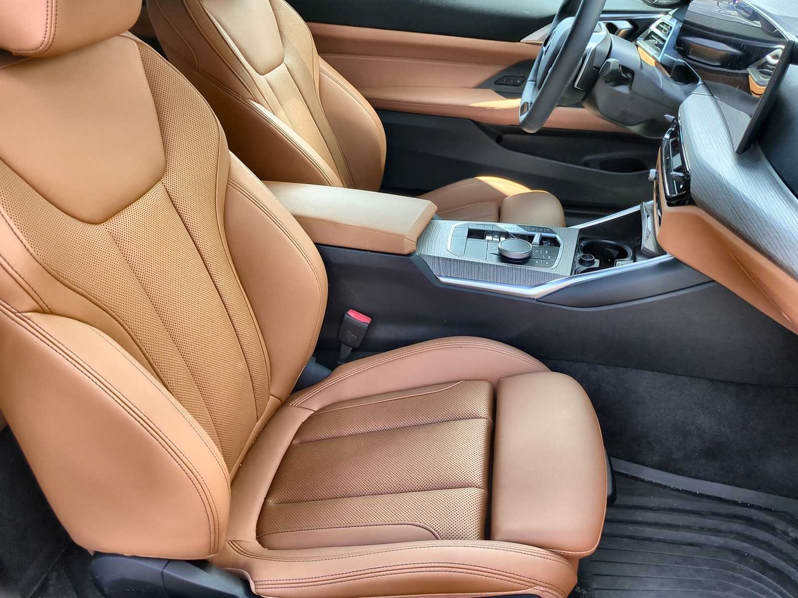 Thumbnail: 2025 BMW 4 Series - 22