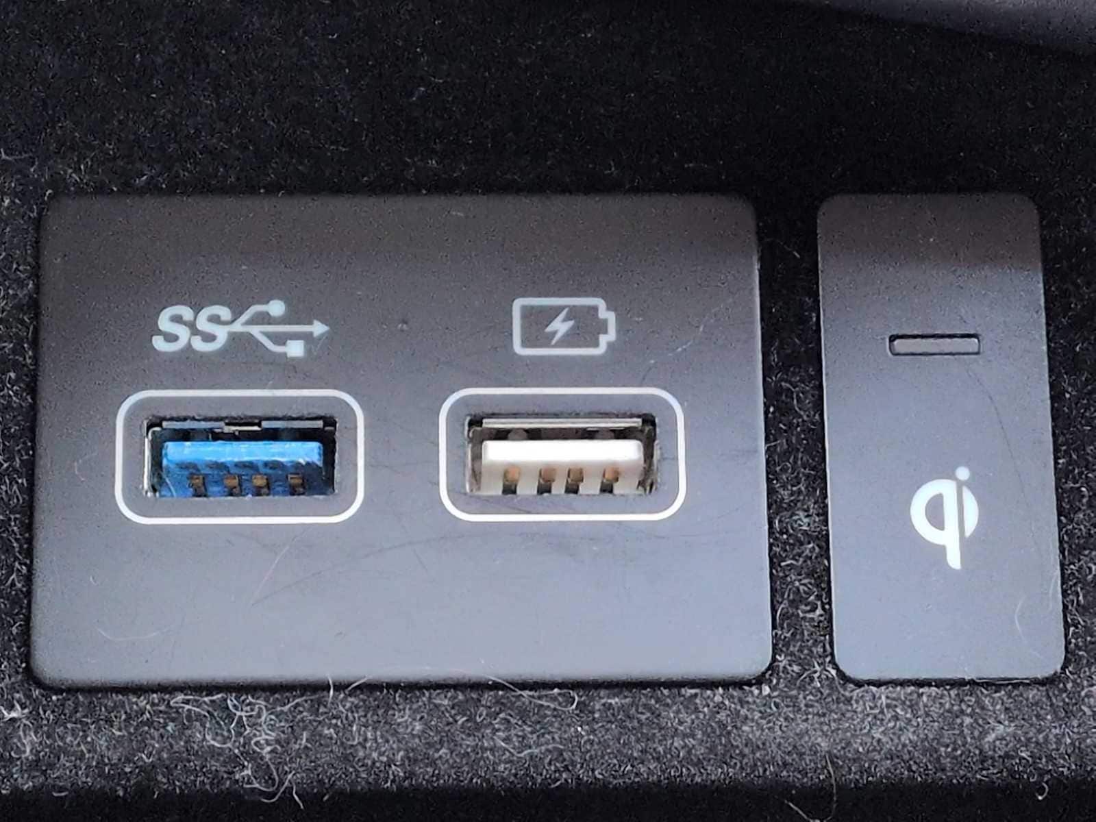 Thumbnail: 2022 Genesis GV70 - 32