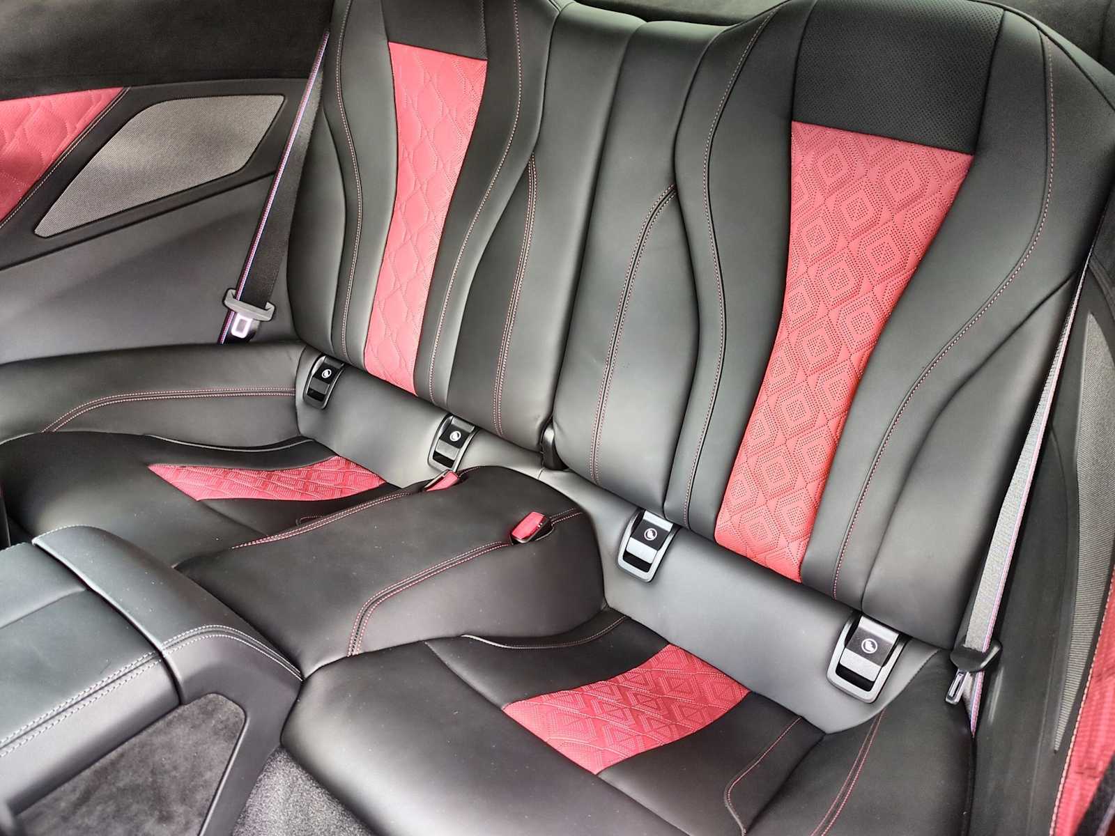 Thumbnail: 2025 BMW M8 - 17