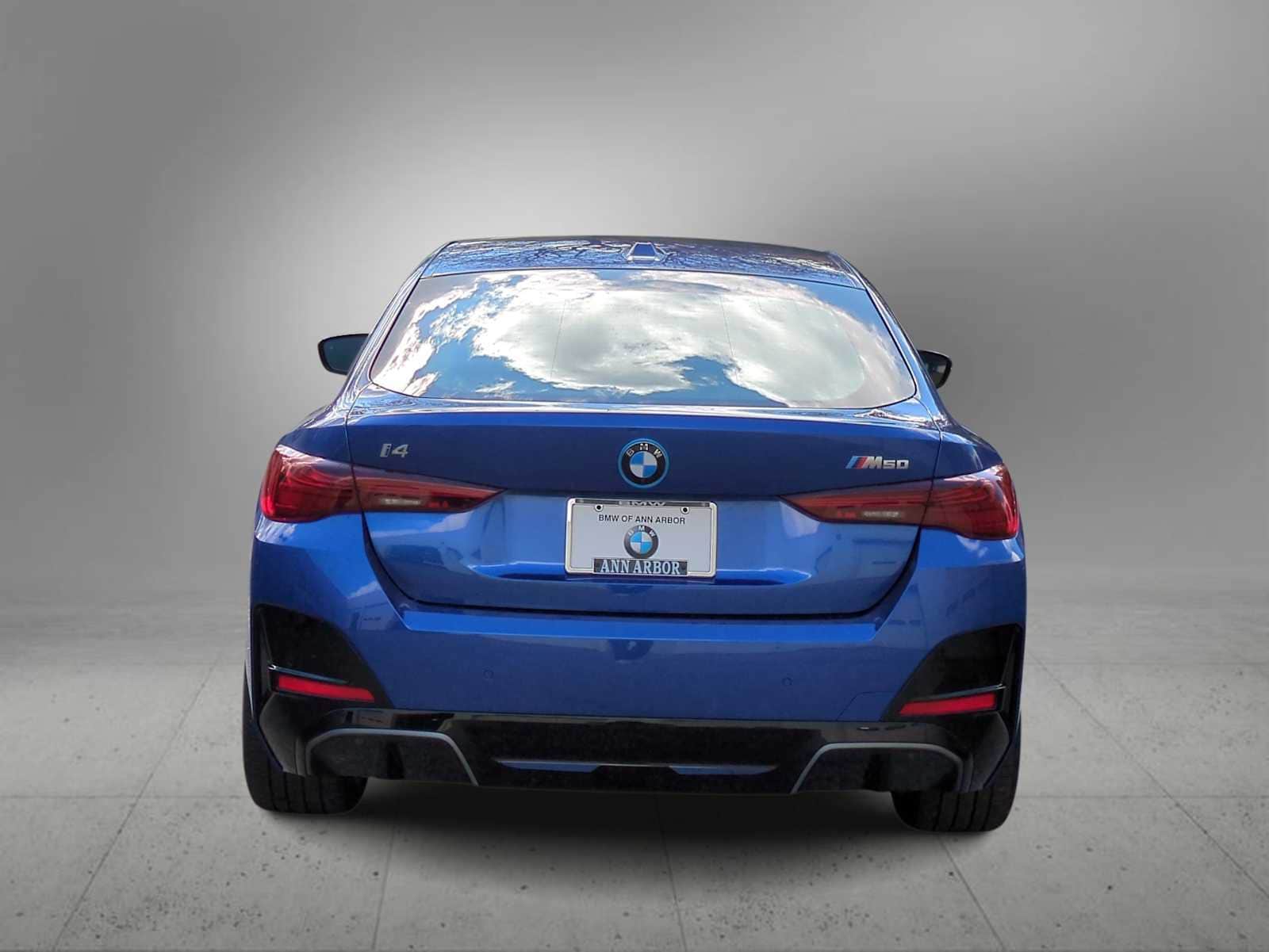 Thumbnail: 2025 BMW i4 - 7