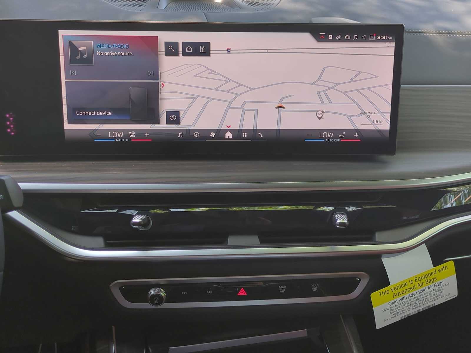 Thumbnail: 2026 BMW X7 - 30