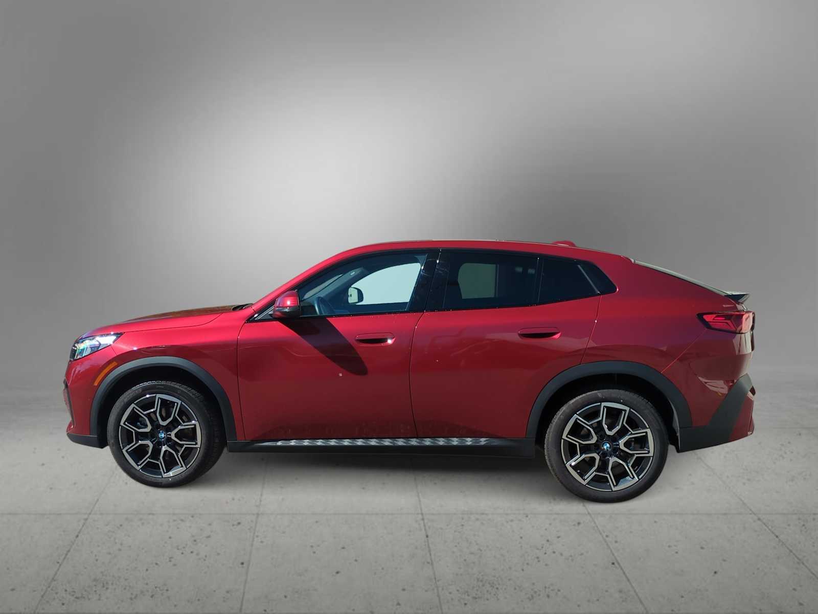 Thumbnail: 2025 BMW X2 - 5