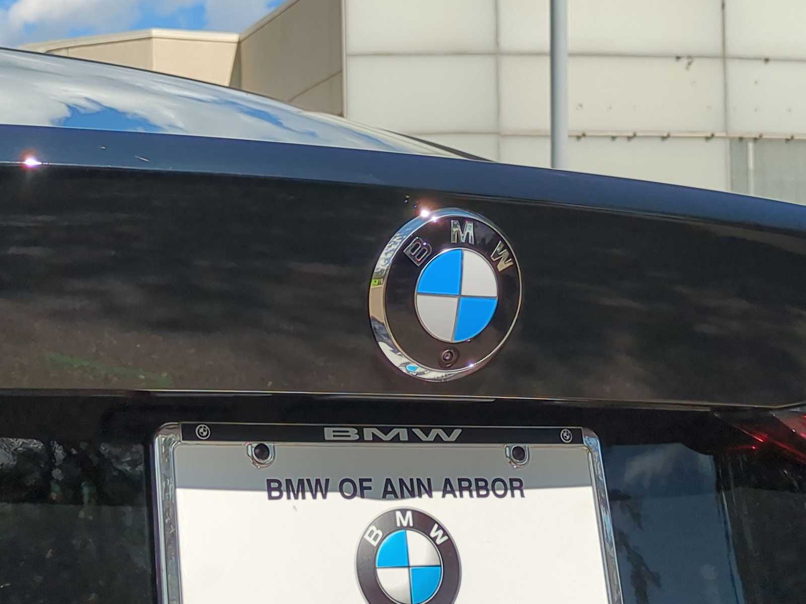 Thumbnail: 2026 BMW 4 Series - 12