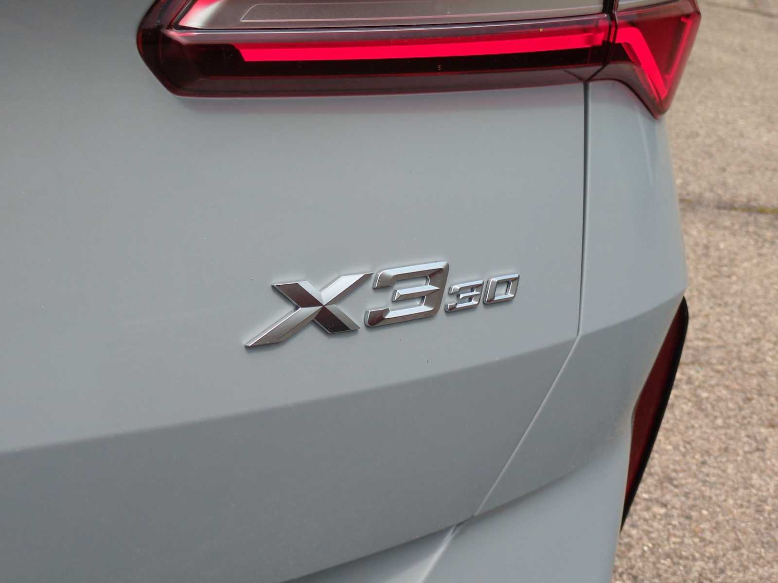 Thumbnail: 2025 BMW X3 - 13
