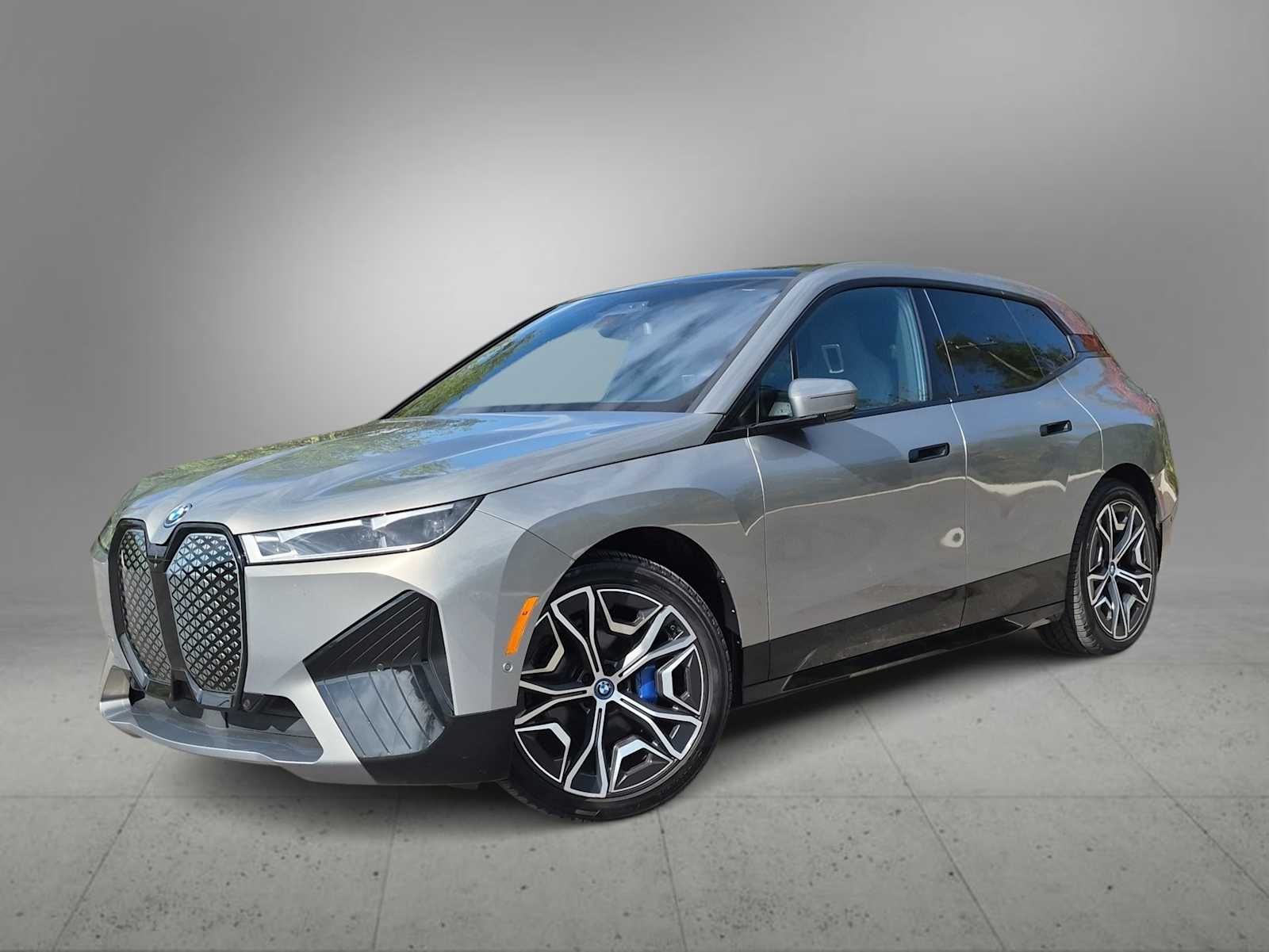 2023 BMW iX