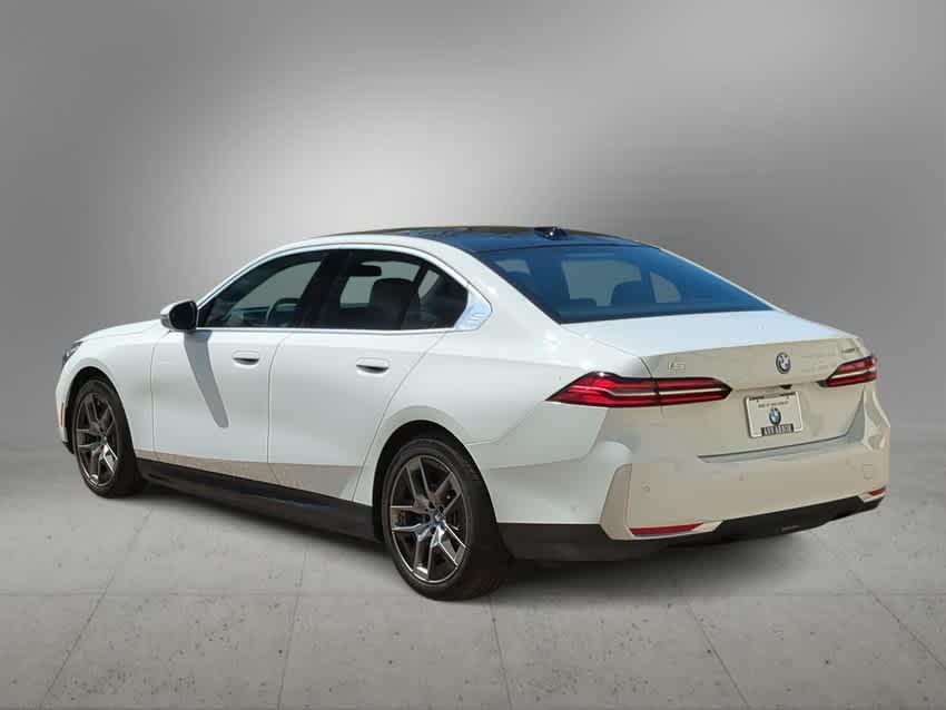 Thumbnail: 2024 BMW i5 - 6
