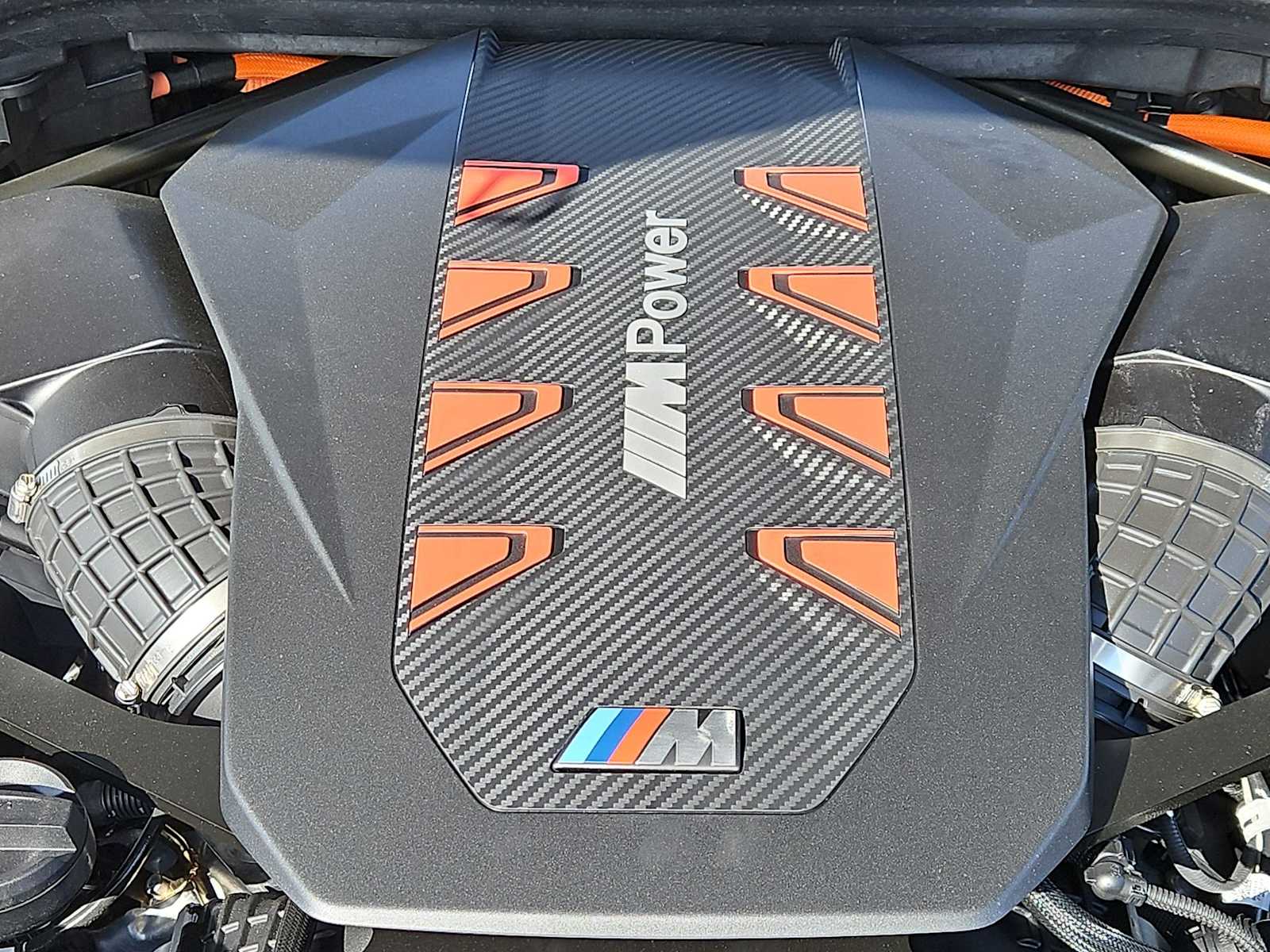 Thumbnail: 2026 BMW XM - 22