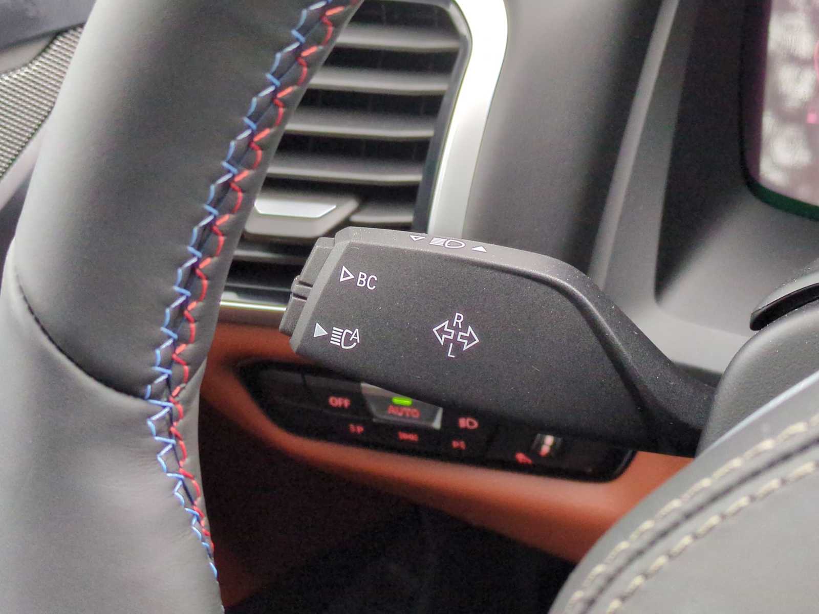 Thumbnail: 2026 BMW 8 Series - 23