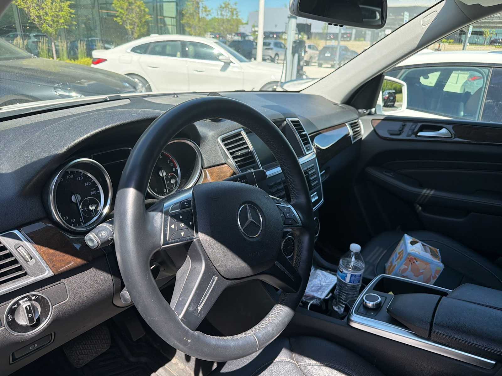 Thumbnail: 2015 Mercedes-Benz M-Class - 9