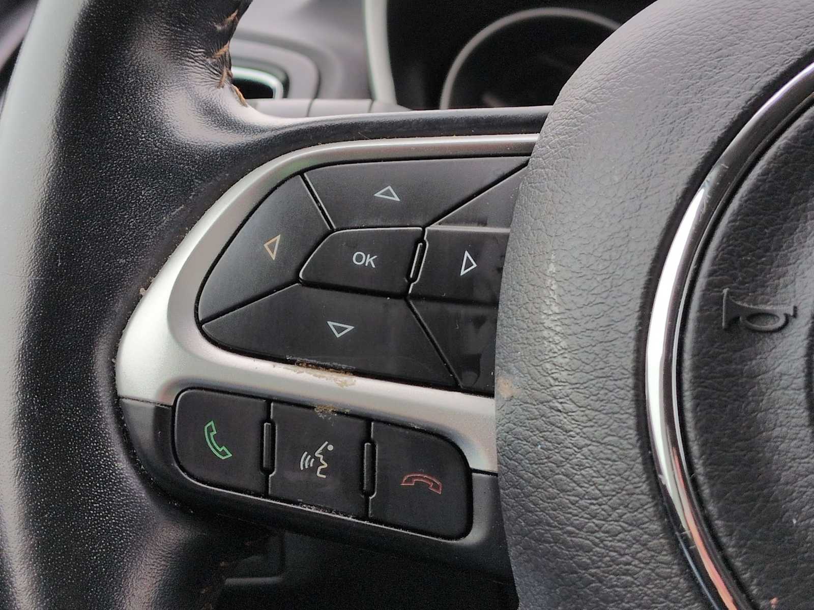 Thumbnail: 2020 Jeep Compass - 24