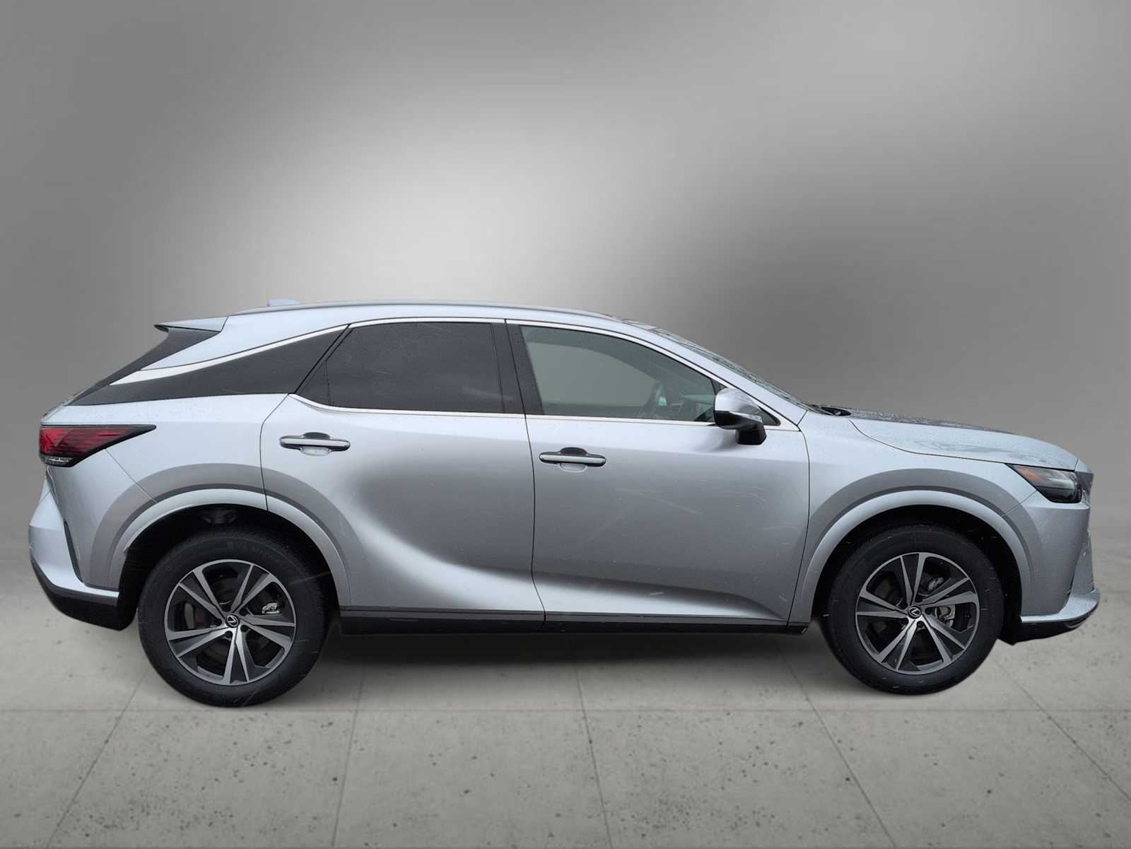 Thumbnail: 2023 Lexus RX - 9