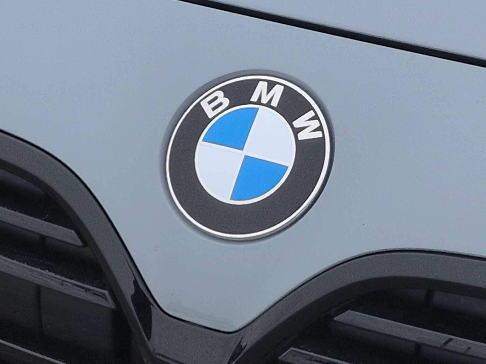 Thumbnail: 2026 BMW 4 Series - 18
