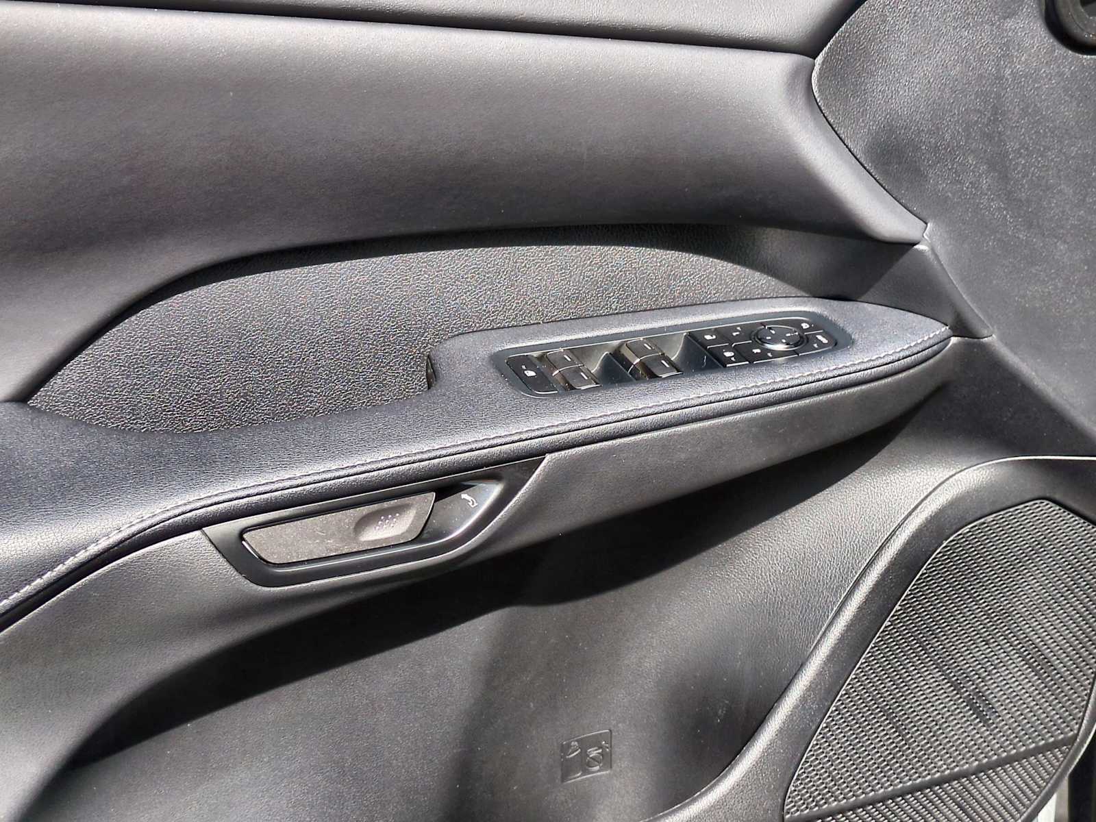 Thumbnail: 2023 Lexus RX - 38